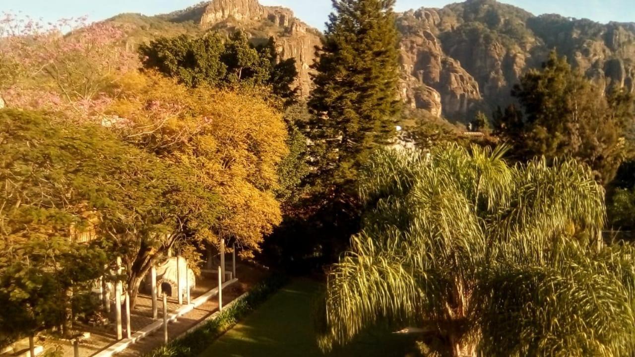 Hotel Quinta Del Sol Tepoztlán Exterior foto